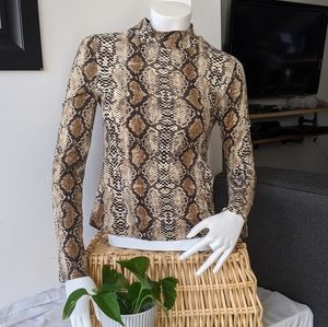 SHEIN Snake print turtleneck